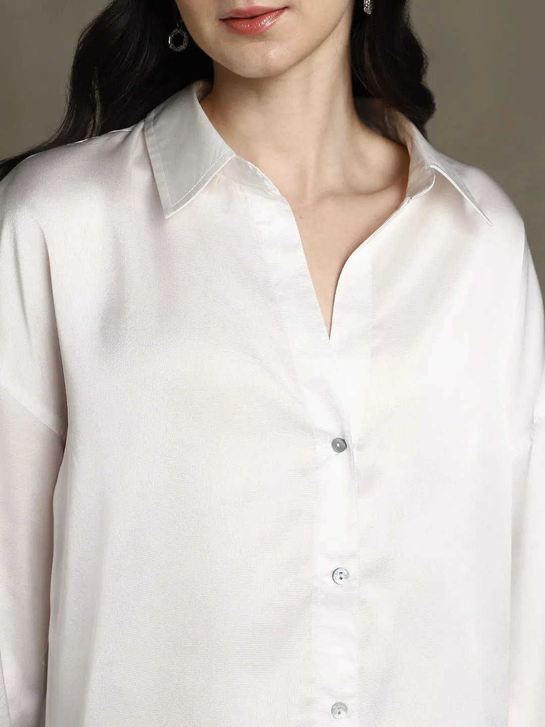 DL Woman White Solid Spread Collar Full Sleeves Relaxed Fit Shirt