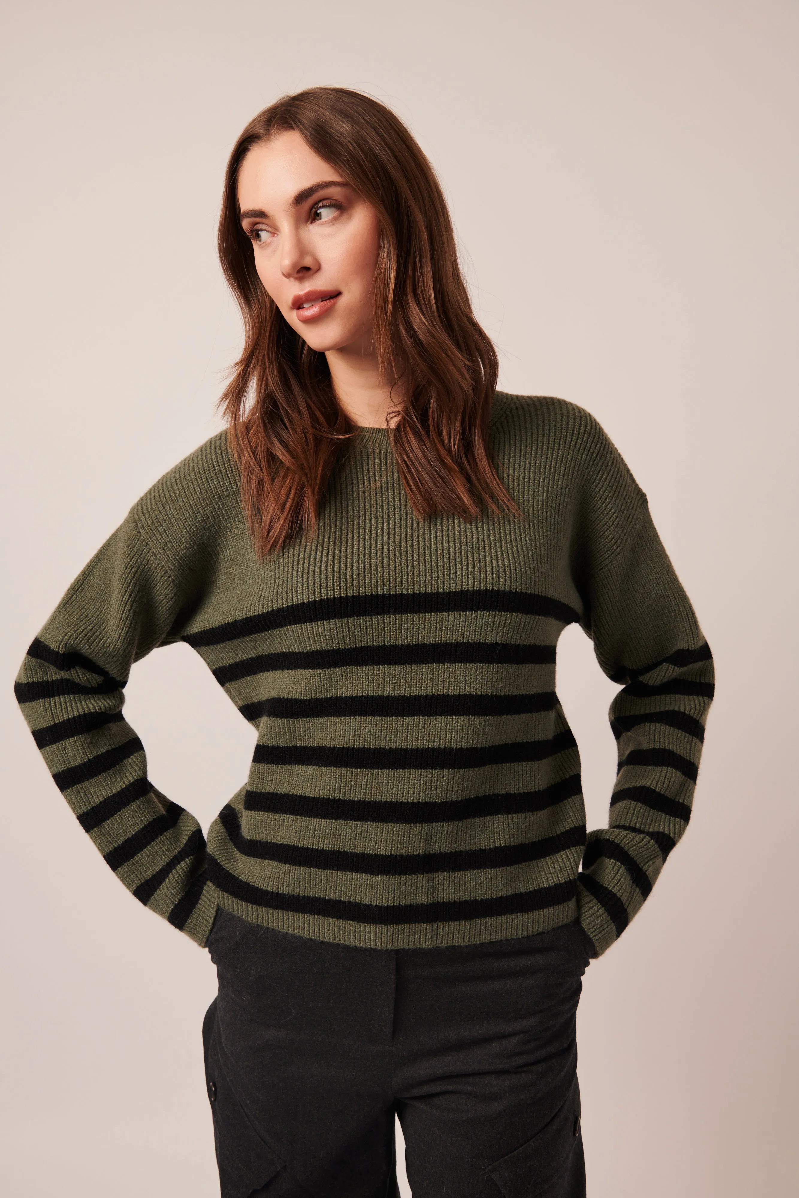 FLORALIE STRIPED CREW NECK SWEATER