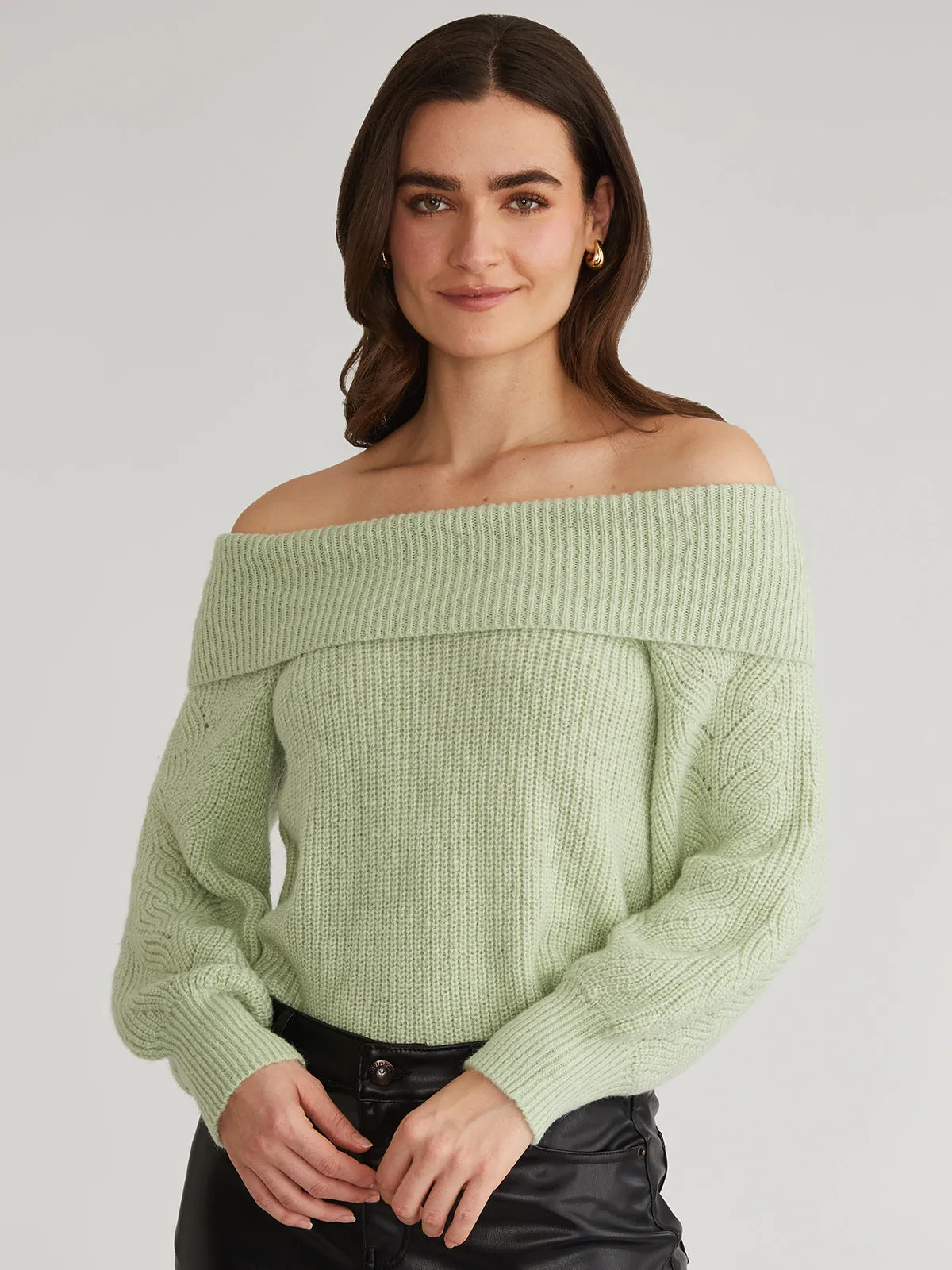 Marisa: Relaxed Off Shoulder Pullover