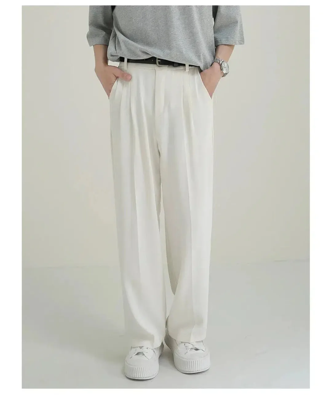 Relaxed Fit Pleated Trousers