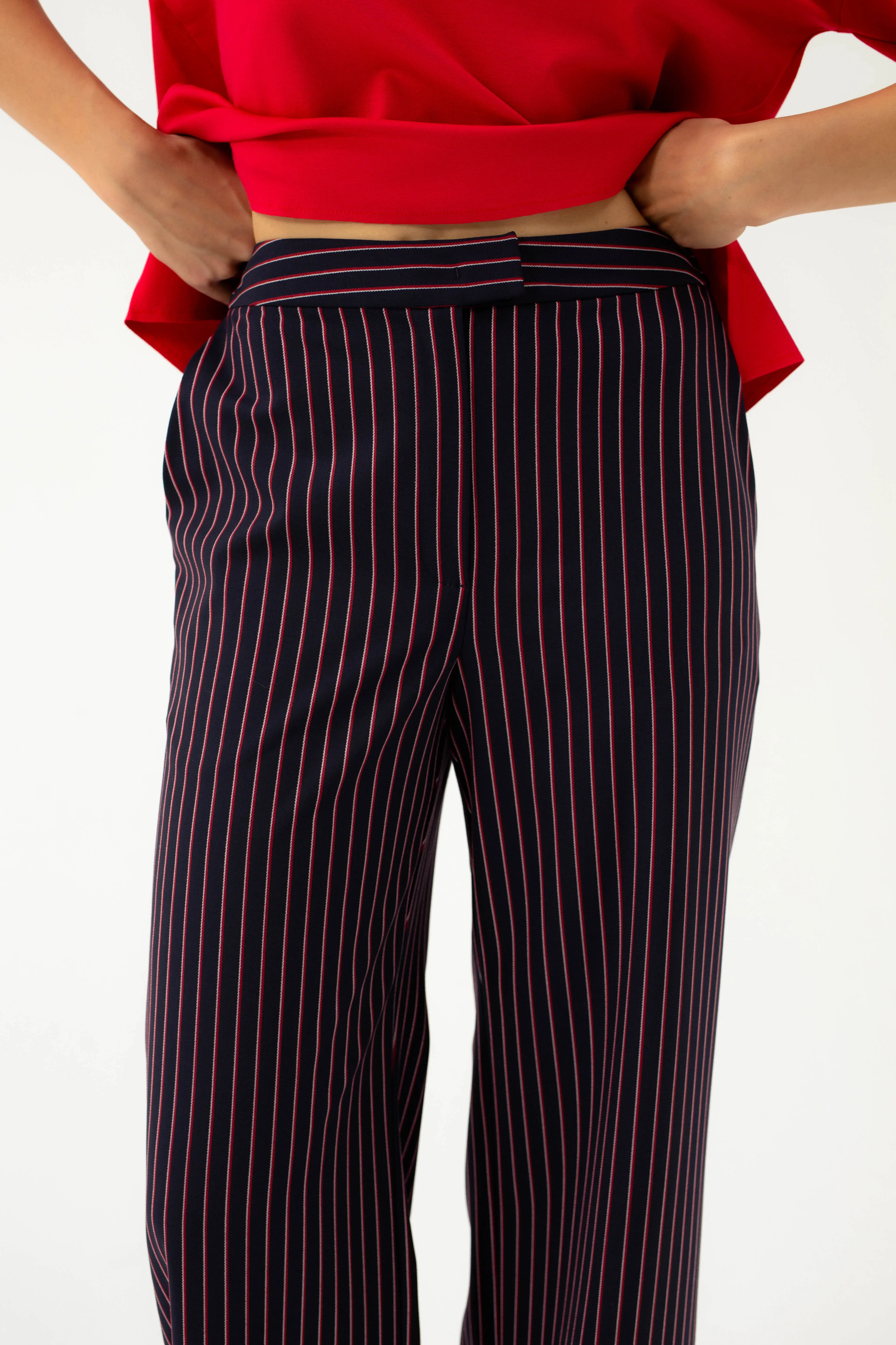 STRAIGTH NAVY TROUSERS WITH RED STRIPES